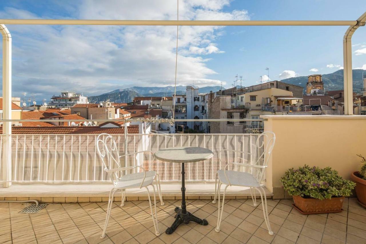 Carla Suite Sorrento Exterior photo